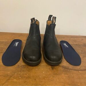 Blundstone - Black- Size 10.5 Canada- 7.5 AU